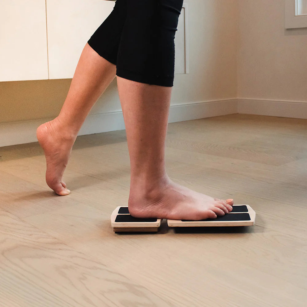 Axisboard Single-Leg Balance Board