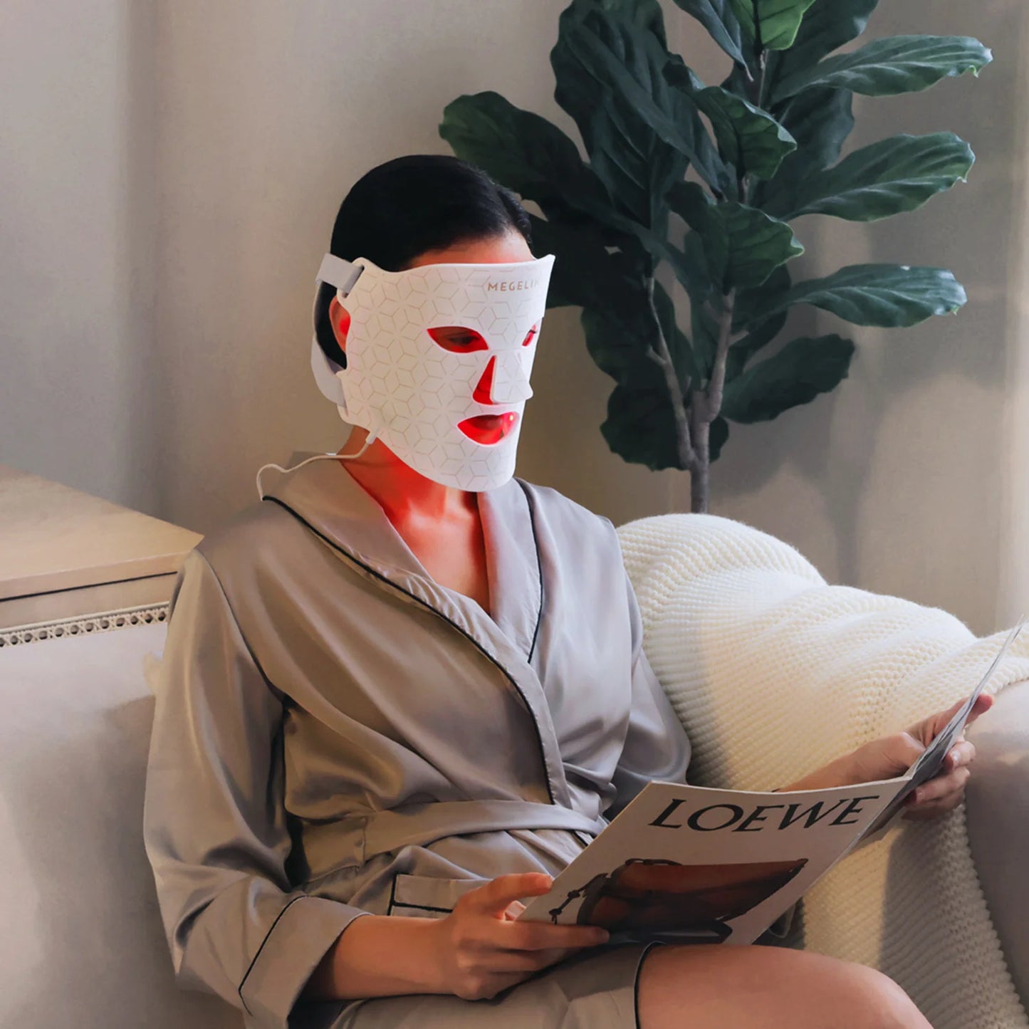LED Light Therapy Face Mask
