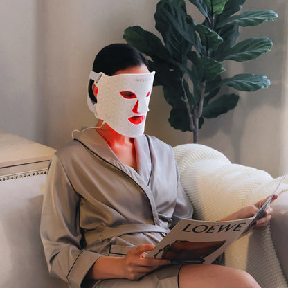 LED Light Therapy Face Mask