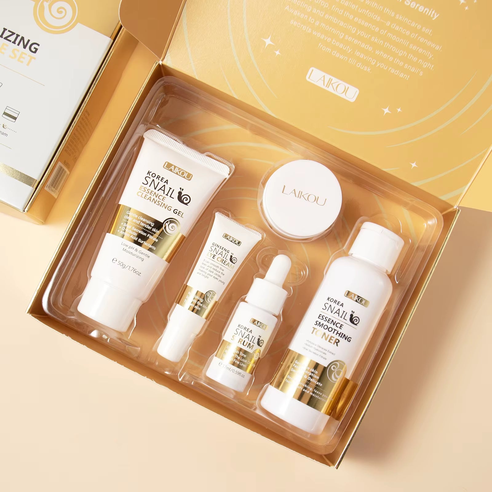 5Pcs/Box Skin Care Set Green Tea Facial Cleaner Soothes Skin Face Toner Tea Serum Moisturizing Cream Repairing Eye Cream Kits